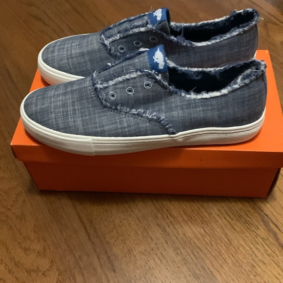 Rocket Dog Amika Denim Blue Slip On Sneakers Size 9M NIB
ASIN: B07KB13NN9 - Picture 6 of 11